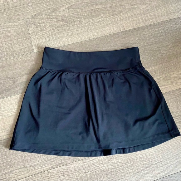 GapFit athletic skort NWOT - Picture 1 of 6